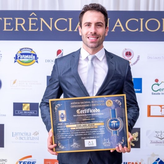 Dr. Lucas Ceratti Silvello de Mello Lima