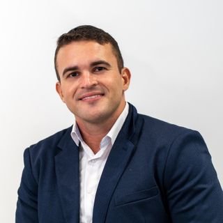 Dr. Valber Arley De Almeida Souza