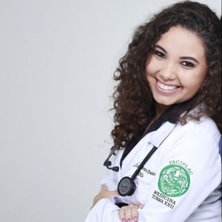 Dra. Isabela Ferreira Dutra