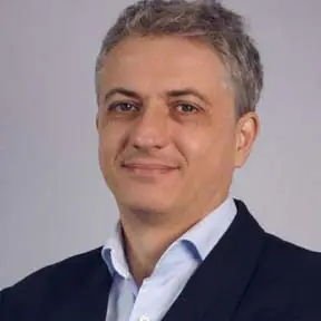 Dr. Carlos Eduardo Nazareth Nigro