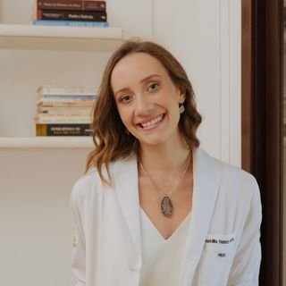 Dra. Natália Ferraz
