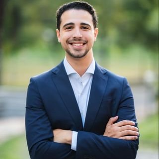 Dr. Matheus Resende Costa Pimenta