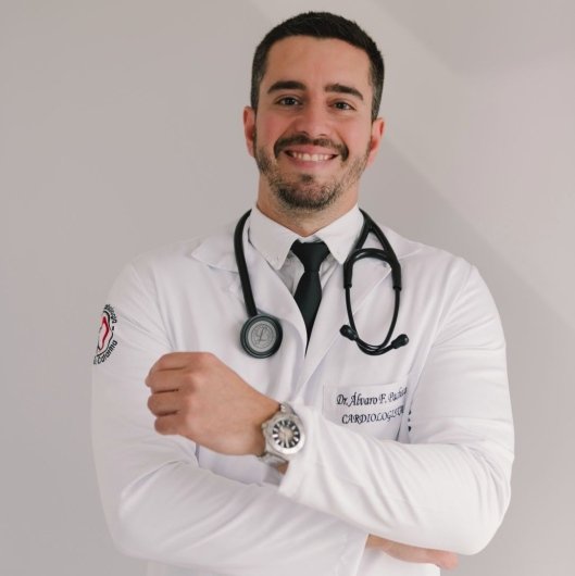 Dr. Álvaro Flach Pacheco