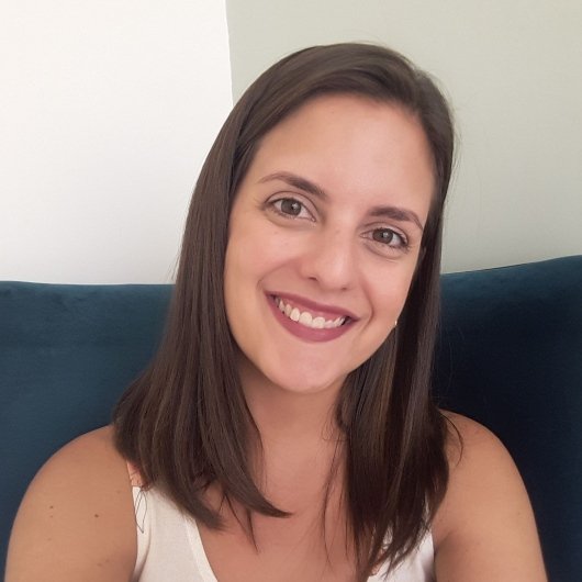 Dra. Ana Paula Cardoso Coutinho