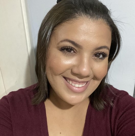 Dra. Thaina Alves Araujo
