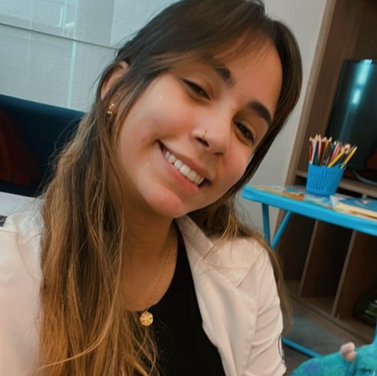 Dra. Thaisa Viana