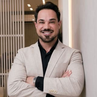 Dr. Bruno Lage de Barros