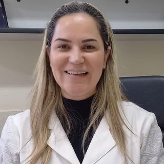 Dra. Daniele Bordim .