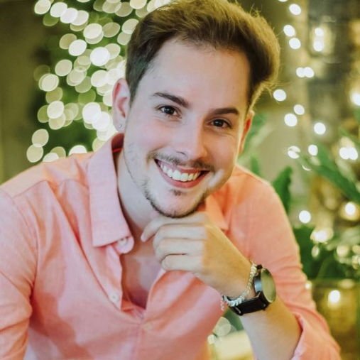 Dr. Matheus Soares Munhoz