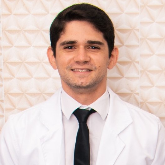 Dr. Iago M. Rocha Leite