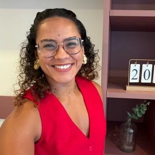 Dra. Anna Alves