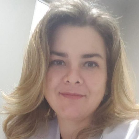 Dra. Karla C. Muniz