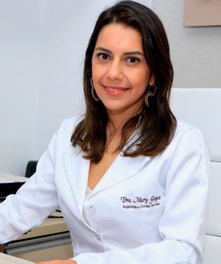 Dra. Mary Gleyce Melo Gomes Falcão