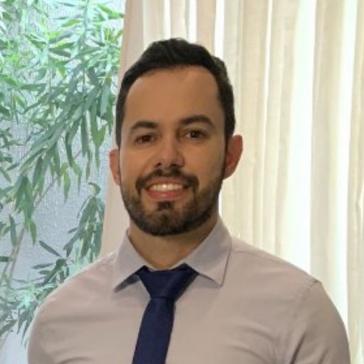 Dr. Antonini De Oliveira E Sousa