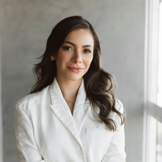 Dra. Caroline Guero