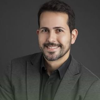 Dr. Rodrigo Franca .