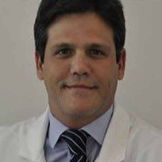Dr. Luiz Gustavo Bueno