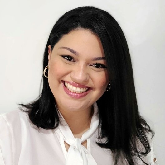 Dra. Aline Araujo de Souza