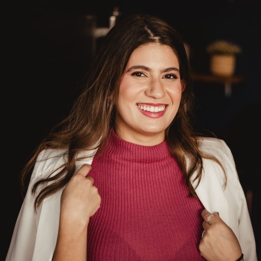 Dra. Amanda Soares