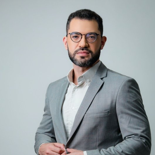 Dr. Diogenes Reis