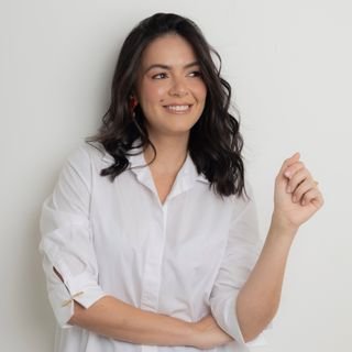 Dra. Thais Cristina Gama