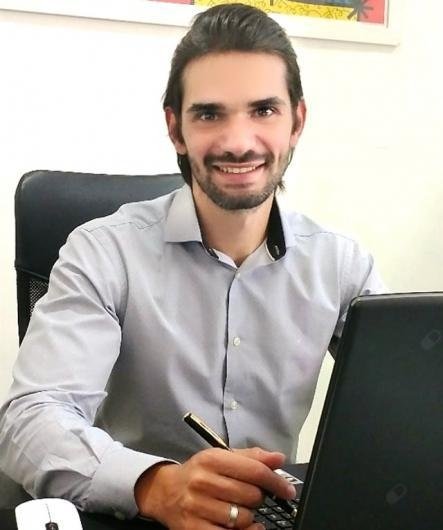 Dr. Gustavo Luiz