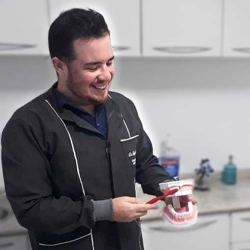 Dr. Felipe Miranda