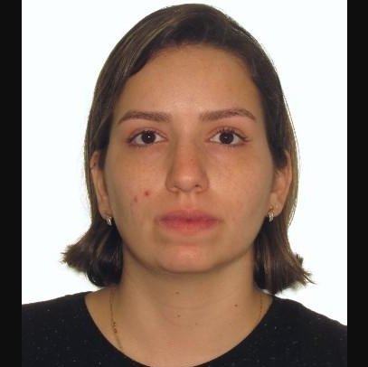 Dra. Cíntia Araújo Pereira