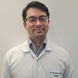 Dr. Diogo Carlesso Shimada