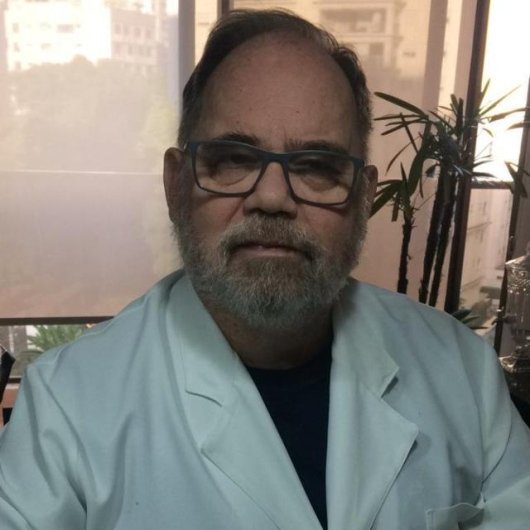 Dr. Claudio Nicolau Vasen