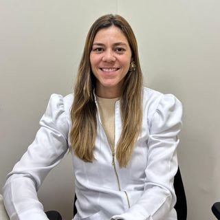 Dra. Camila Jeronymo Caramel