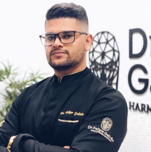 Dr. Felipe Galvão