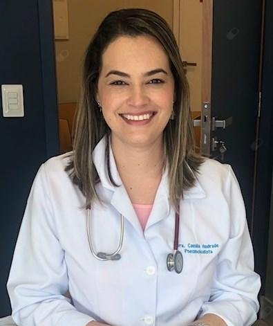 Dra. Camila Andrade