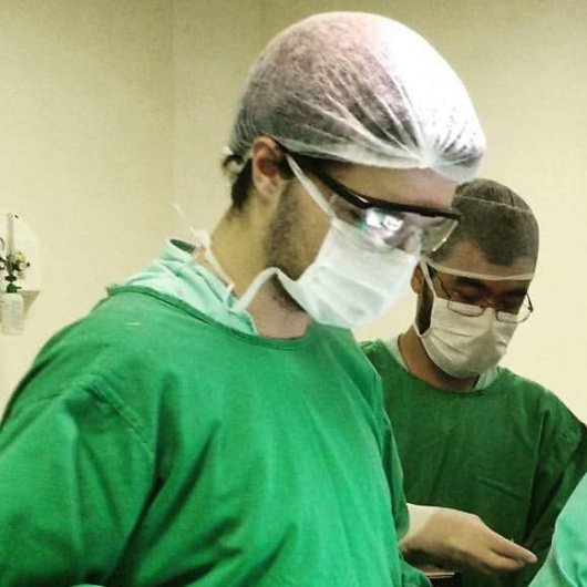 Dr. Gilberto Leal Grade