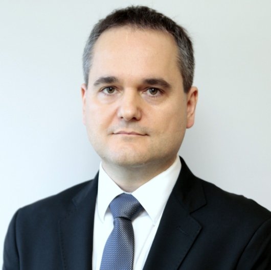 Dr. Andre Costa Beber