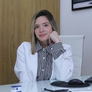 Dra. Andréia Melo
