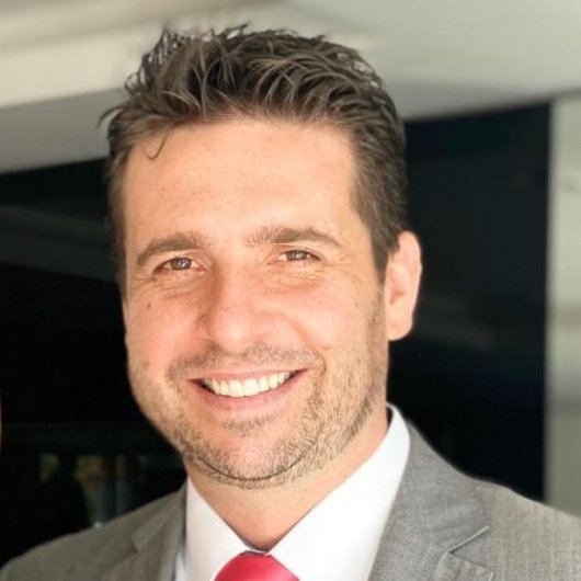 Dr. Diego Castaman