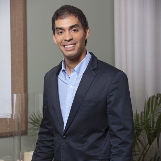 Dr. Leonardo Gomes Vilas Bôas