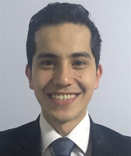 Dr. Thiago Hota