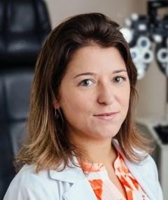 Dra. Camilla Duarte Silva