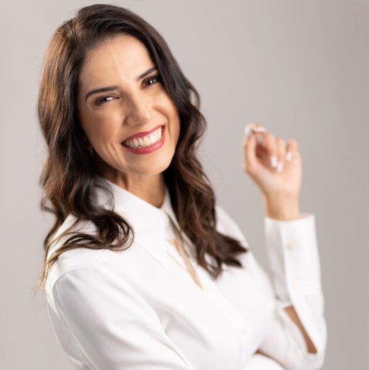 Dra. Natália Delfino