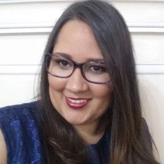 Dra. Amanda Cabral