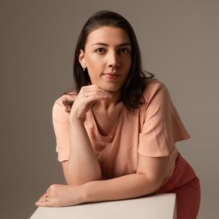 Dra. Camila Couto Machado