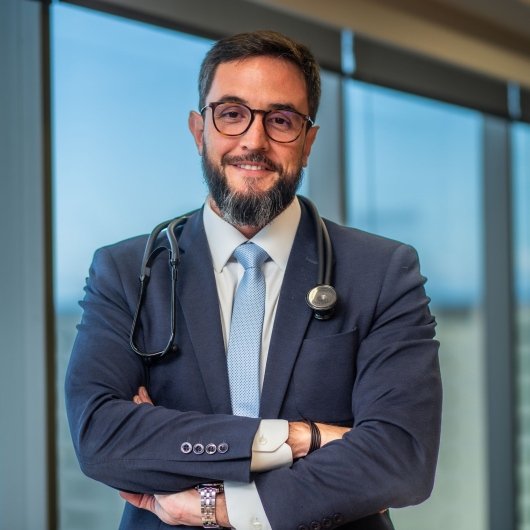 Dr. Fernando Figueira