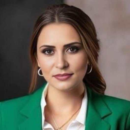 Prof. Priscila Lourenço