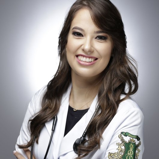 Dra. Isabela Franco
