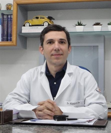 Dr. Alexandre Medeiros do Carmo