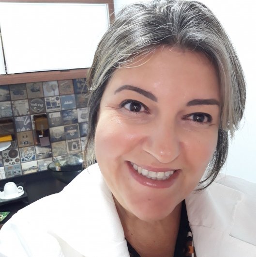 Glória Leite