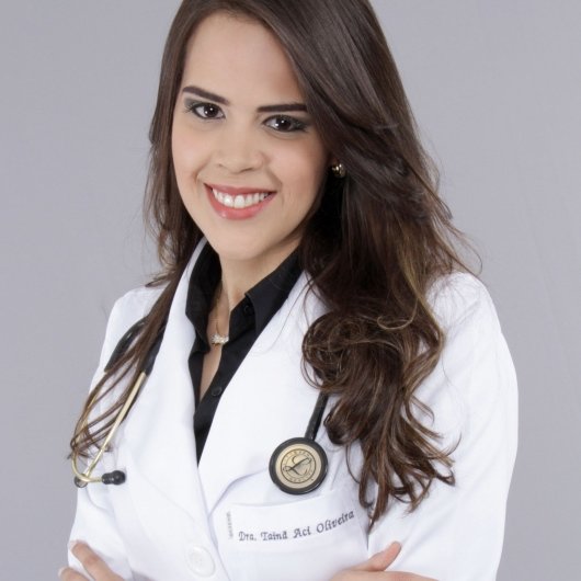 Dra. Tainã Aci
