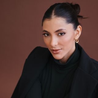 Dra. AMANDA GASPARIN